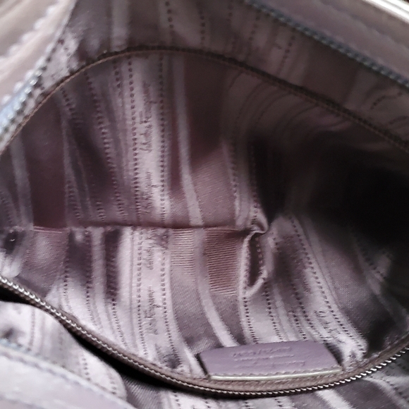 EUC Salvatore Ferragamo purse - Picture 3 of 14